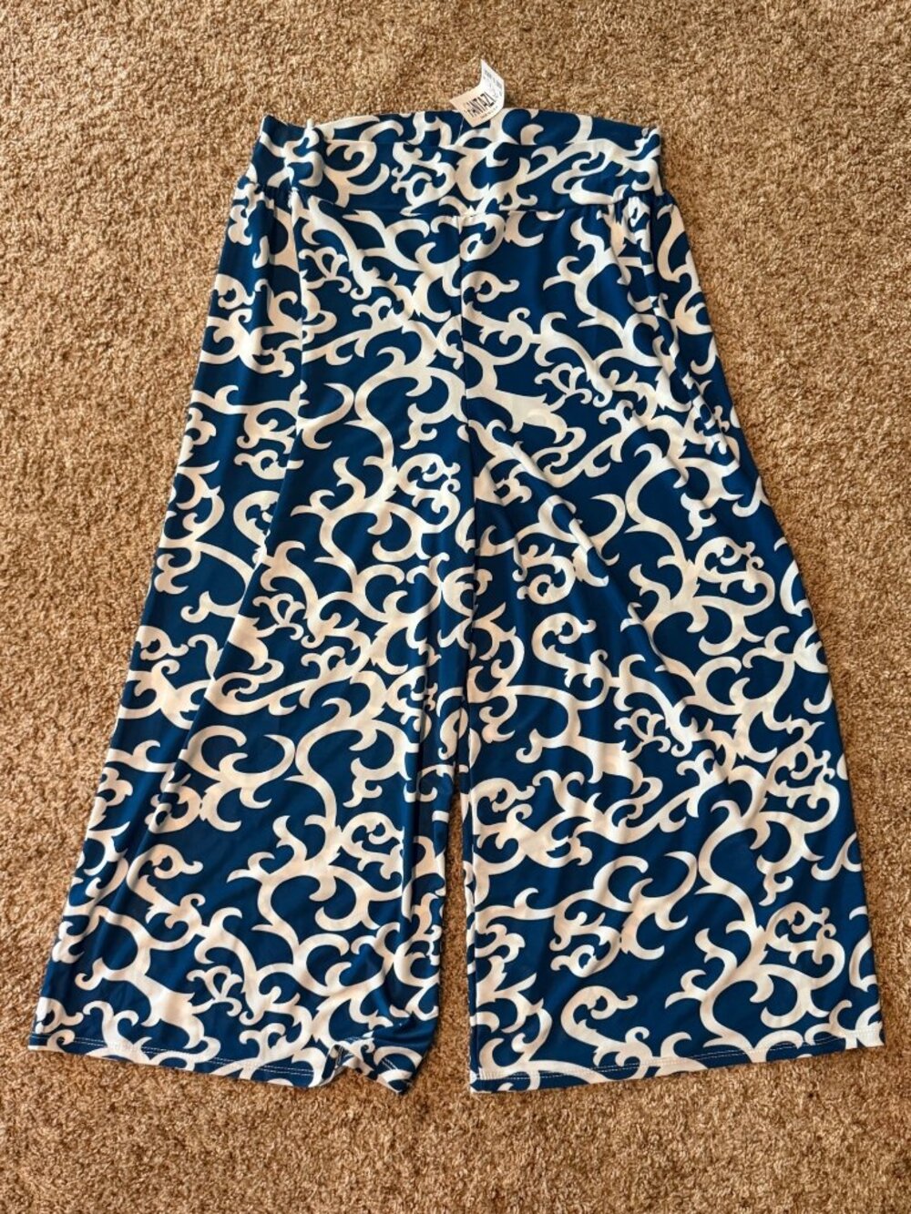 Fantazia Womens Capri Pants Size X-Large Blue & White Abstract Print Wide-Leg
